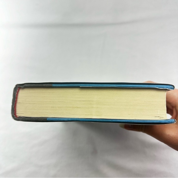 Glass Sword Hardcover Book Red Queen Fantasy Fiction Mystery Science Adult - Picture 5 of 10